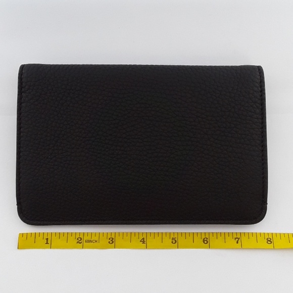 New in box 100% Authentic GUCCI wallet. 364434 - Picture 3 of 8